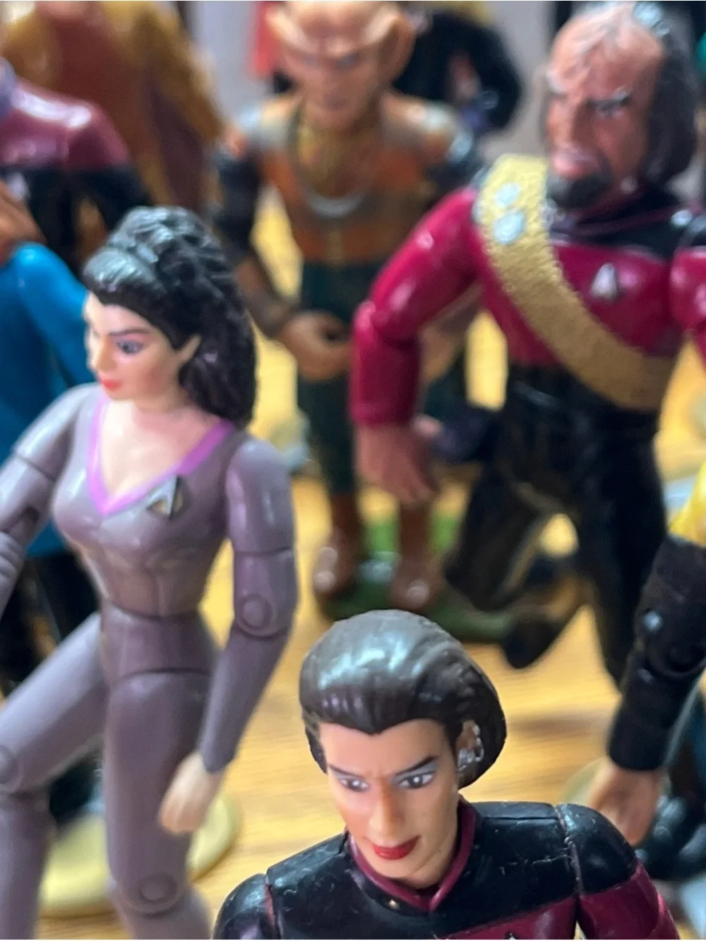 Large lot of Star Trek action figures 33 in the lot